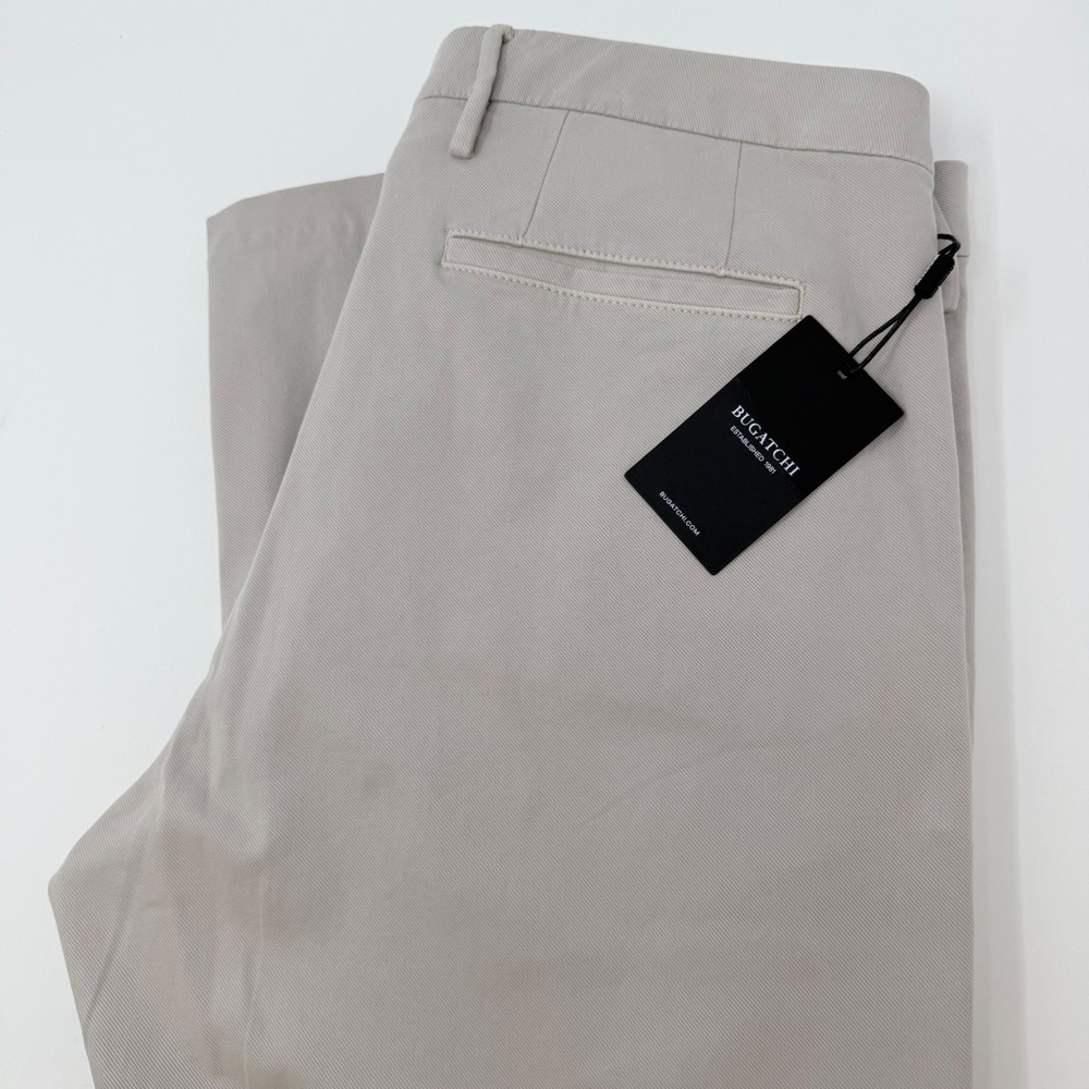 Bugatchi Mens Chino Pants Cement Grey Beige Cotton Tencel Stretch 32x32 NEW